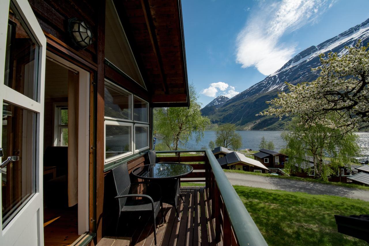 Grande Hytteutleige Og Camping Geiranger Exterior foto