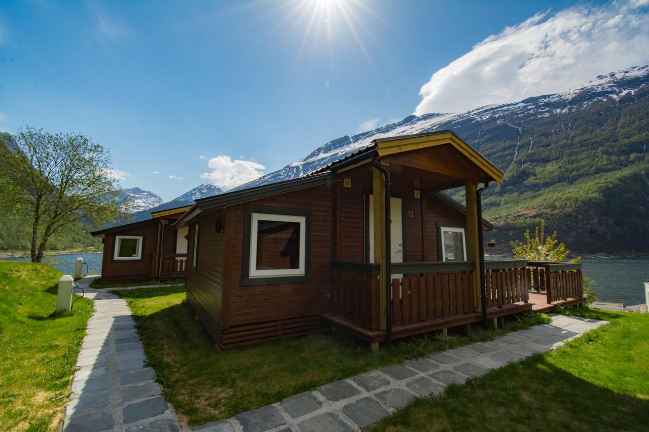 Grande Hytteutleige Og Camping Geiranger Exterior foto
