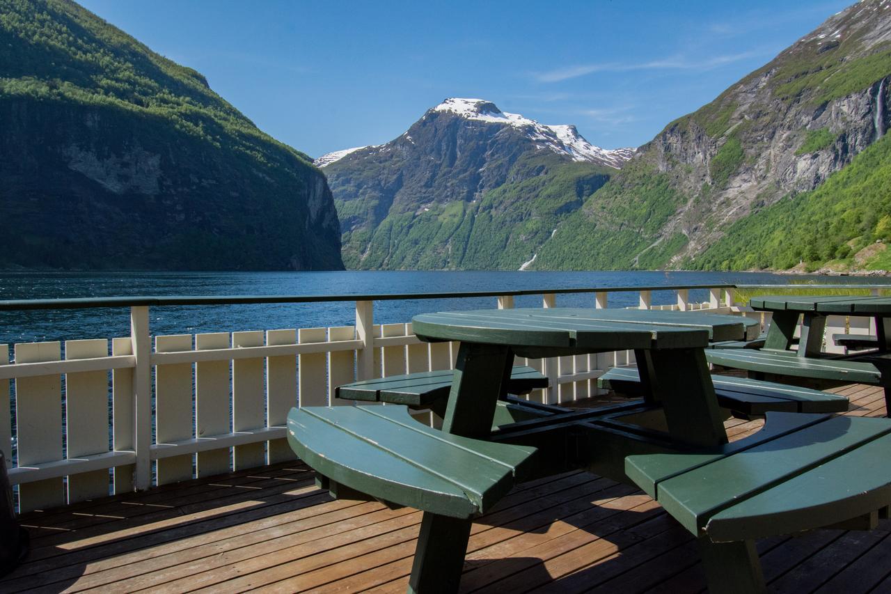 Grande Hytteutleige Og Camping Geiranger Exterior foto